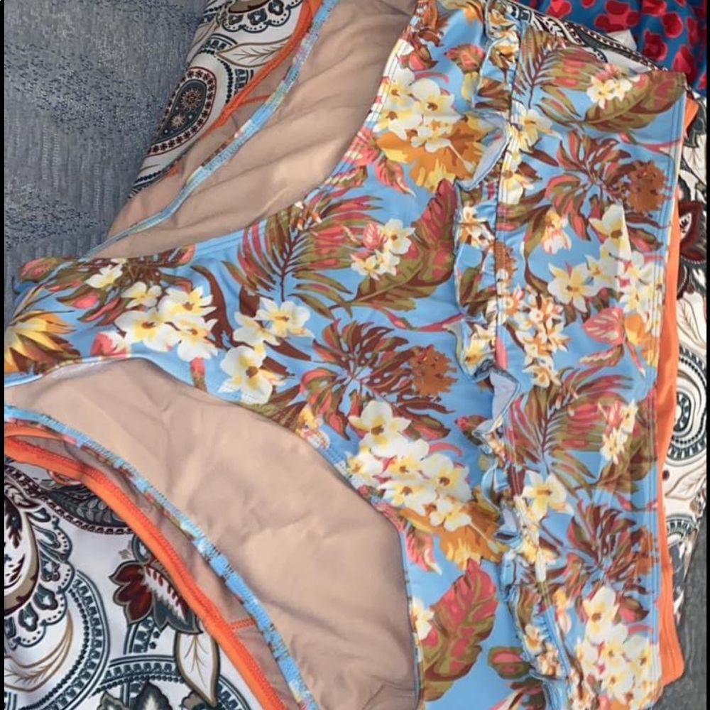 kortni jeane hibiscus bottoms